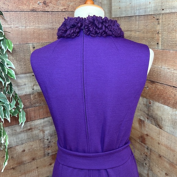 CARON CHICAGO Vintage Purple Avant Garde Sheath Dress with Yarn Trim - Picture 7 of 13